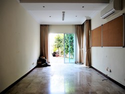 Seng Yong Villas (D14), Terrace #170707472
